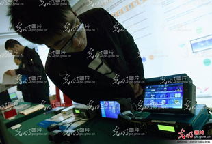 多款车用智能设备亮相中国车联网应用产业大会